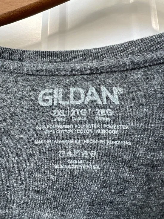 Gildan Tshirt Top Size 2XL Heather Gray Scoop Neck Short Sleeve Light Active NEW - Picture 3 of 8